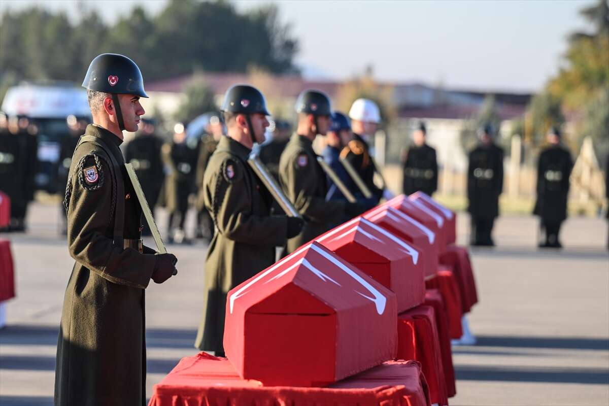 Konya’da şehit eşinden Ahmet Yasir Kuyucu’ya yürek yakan veda 3